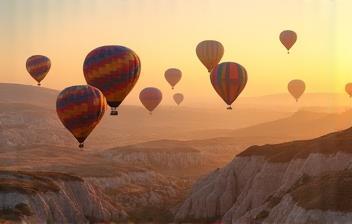 Kapadokya'da sıcak hava balonları